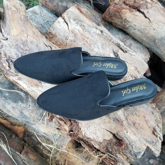 Black Pointy Toe Slip On Mule Loafer - Picture 7 of 8